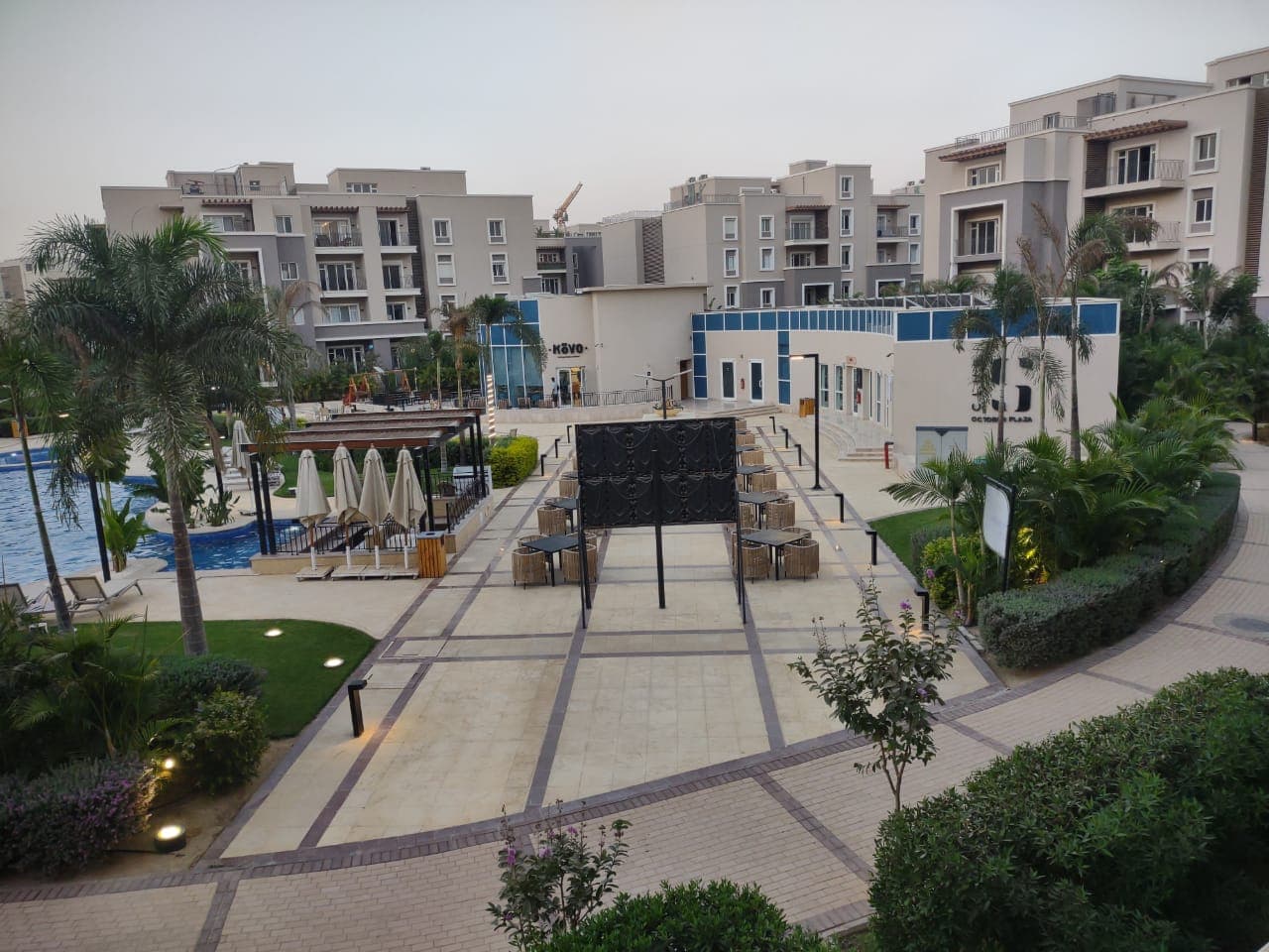 Apartment, October Plaza